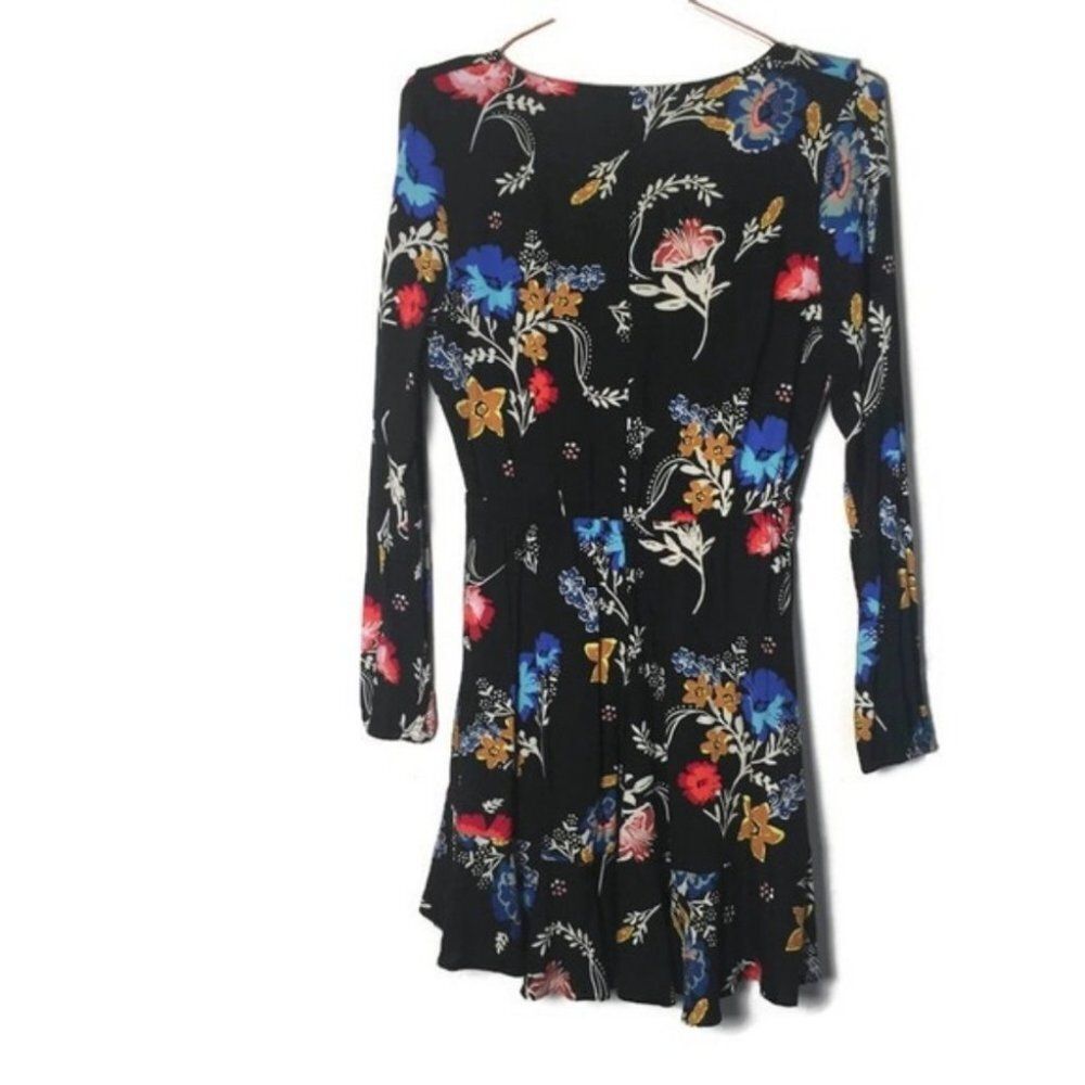 NEW Plunge Front Silky Wrap Midi Dress XSmall‎ - Picture 3 of 3
